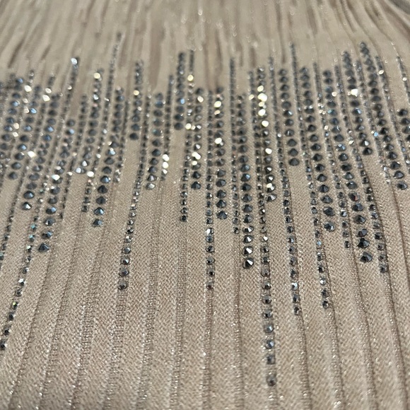 Guess Sweater - Picture 2 of 3